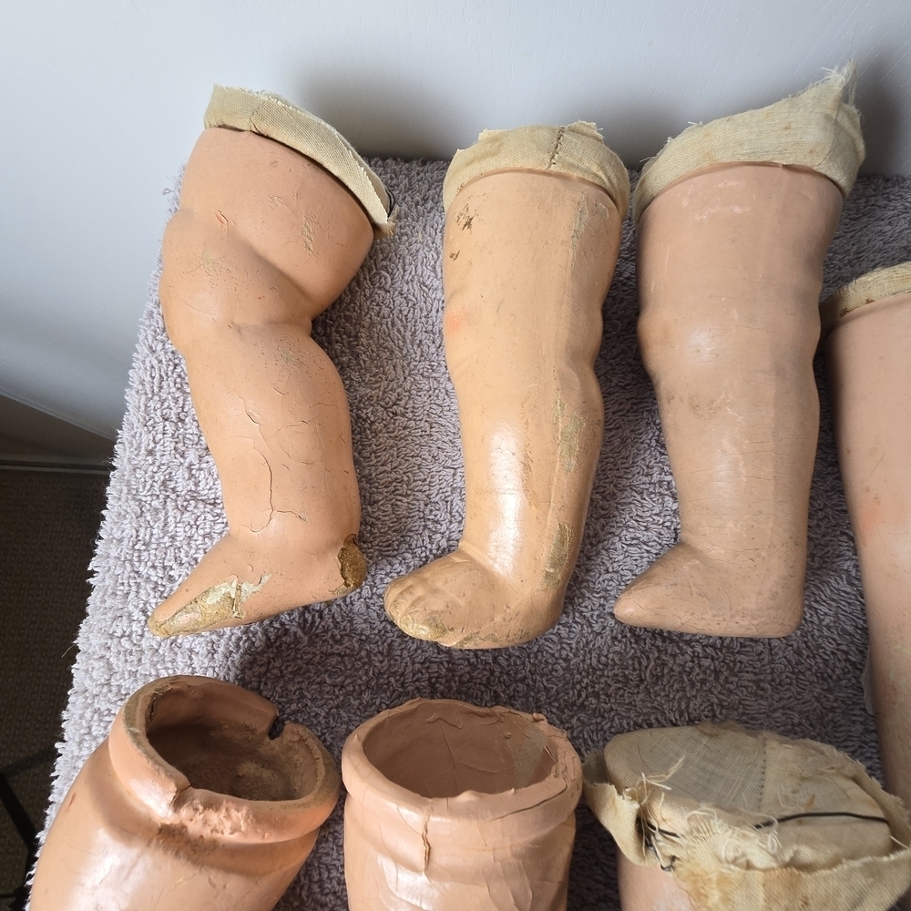 Vintage Doll Legs - Picture 9 of 9